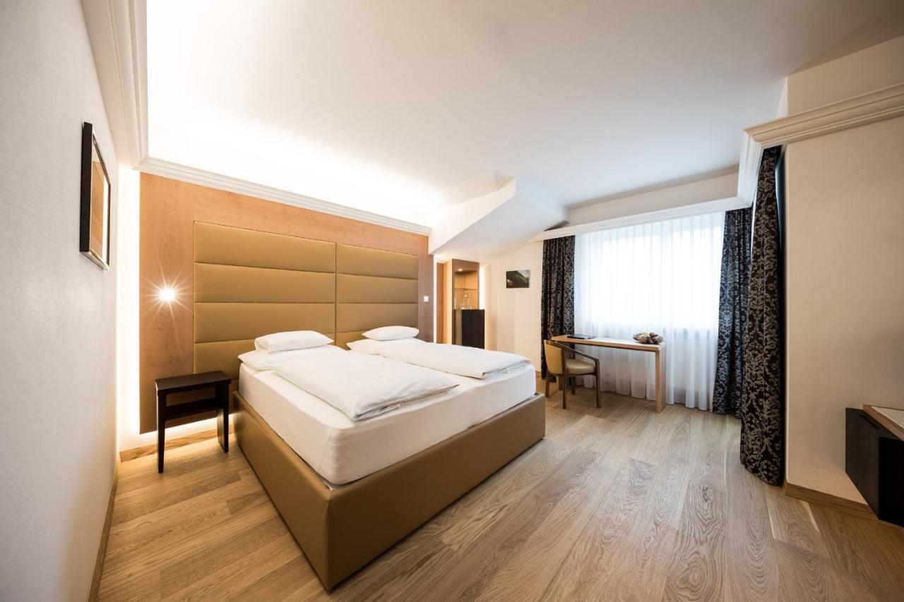 Hotel Haus Am Hang Caldaro Chambre photo